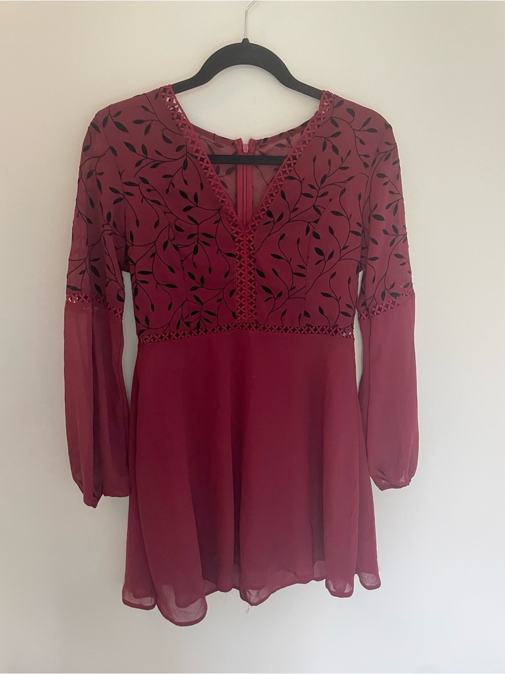 SHEIN Burgundy V-Neck Long Sleeve Floral Tunic Dress